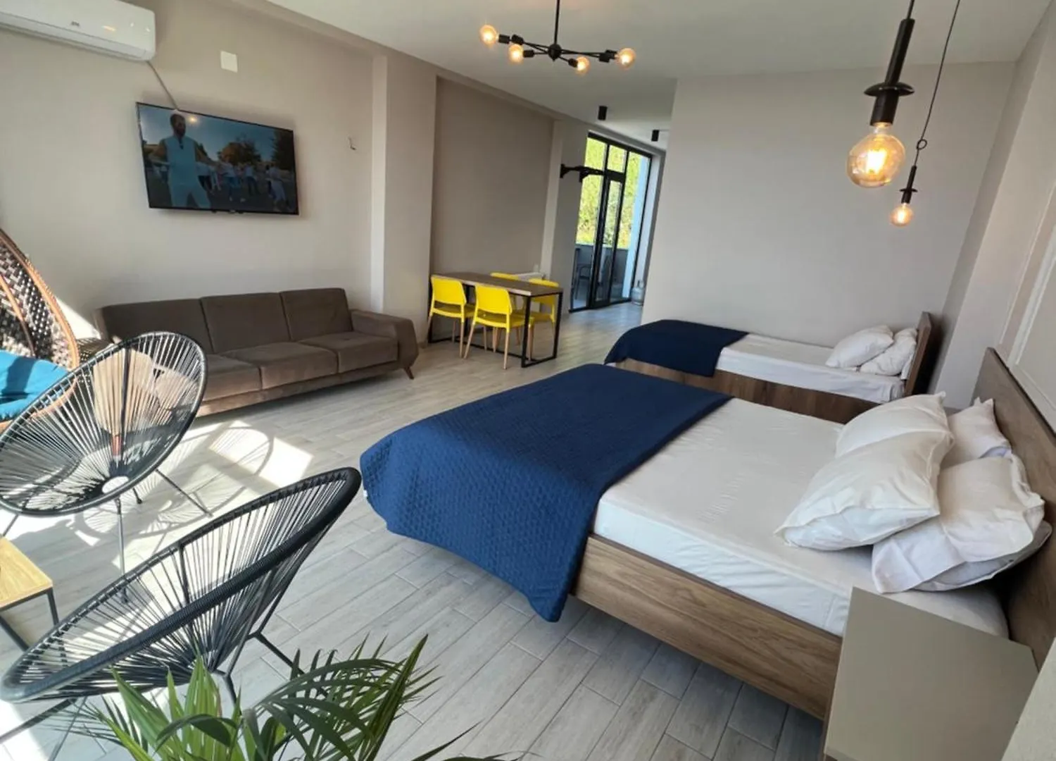 Guest house Villa Deluxe Kvariati