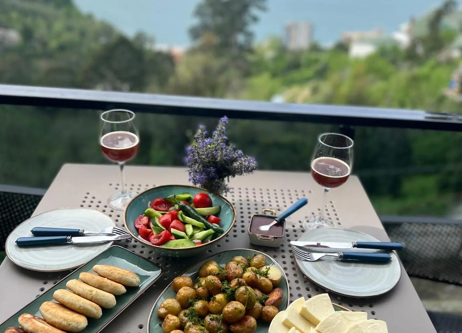 Villa Deluxe Kvariati
