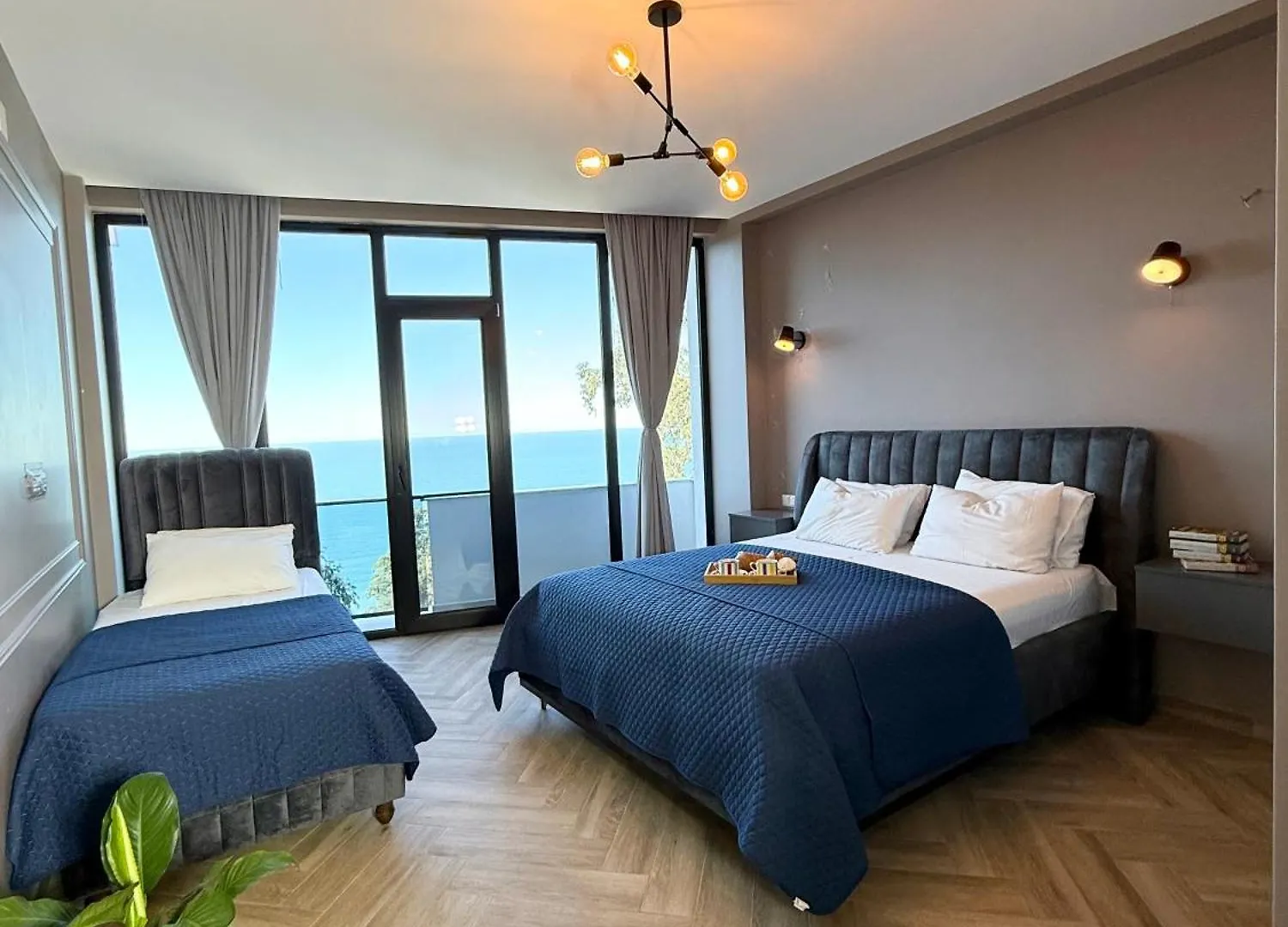 Villa Deluxe Kvariati
