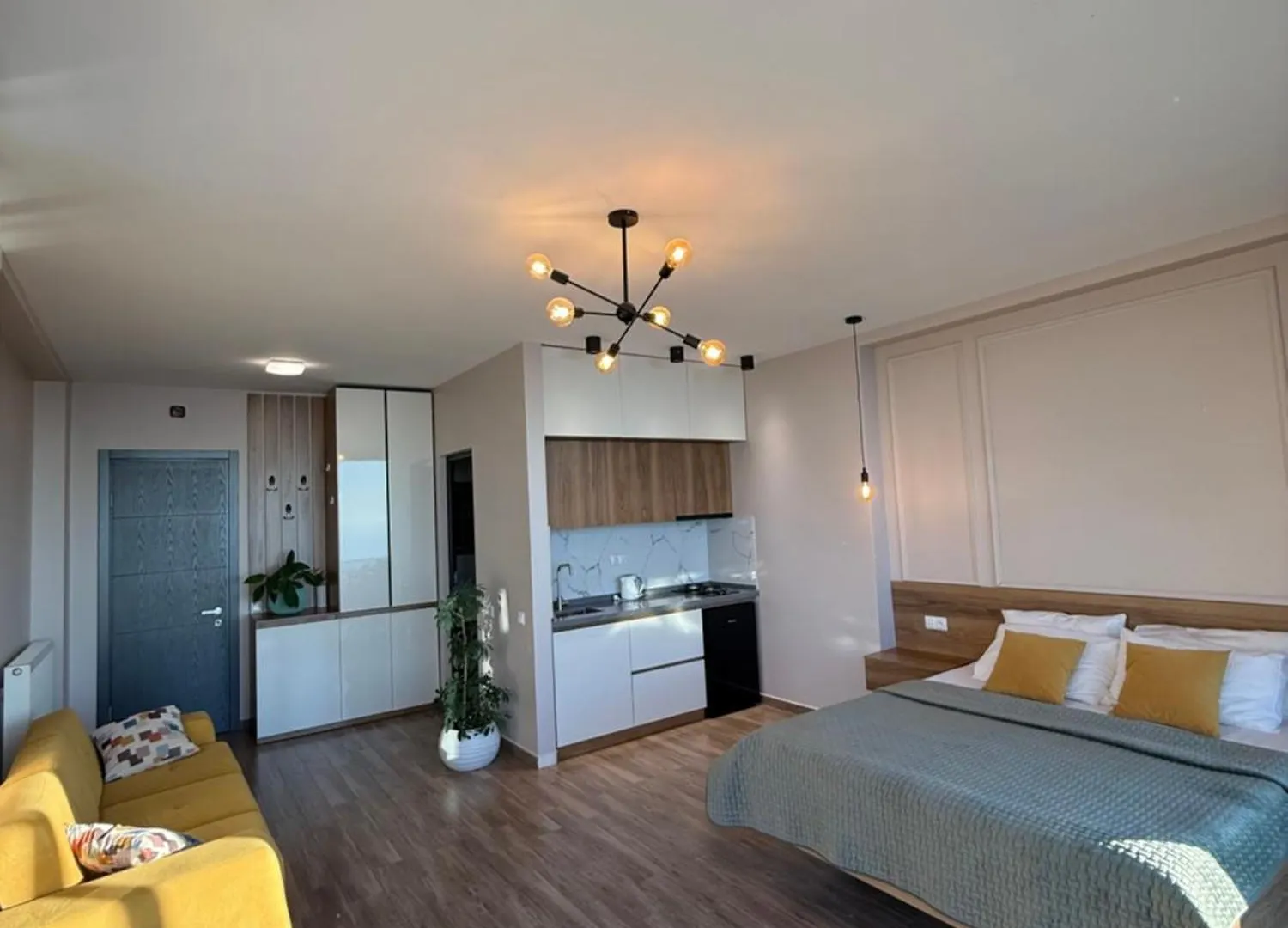 Villa Deluxe Kvariati 0*,