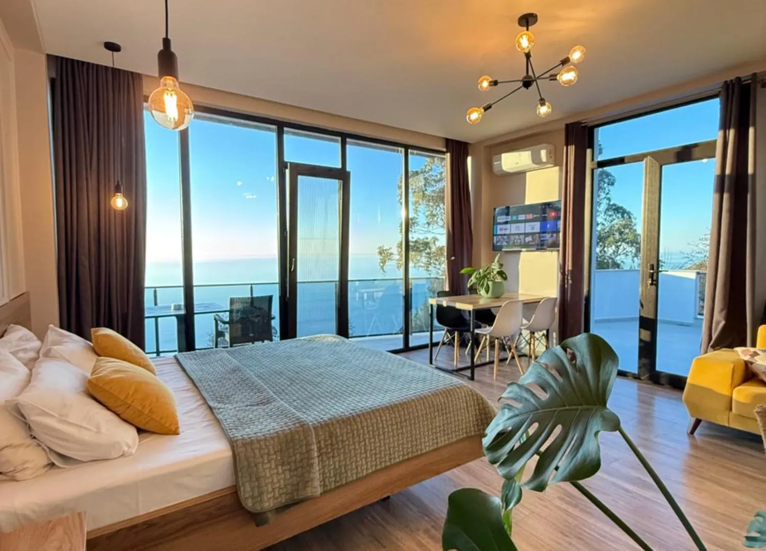 Villa Deluxe Kvariati